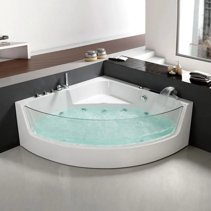 Massaġġi Fil-Bathtub